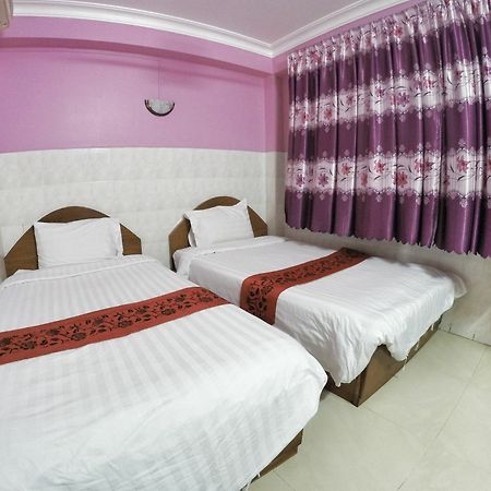 Capitol 3 Guesthouse 金边 外观 照片
