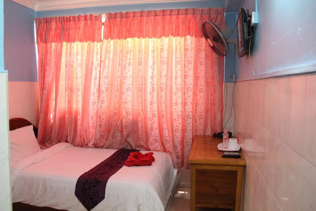 Capitol 3 Guesthouse 金边 外观 照片