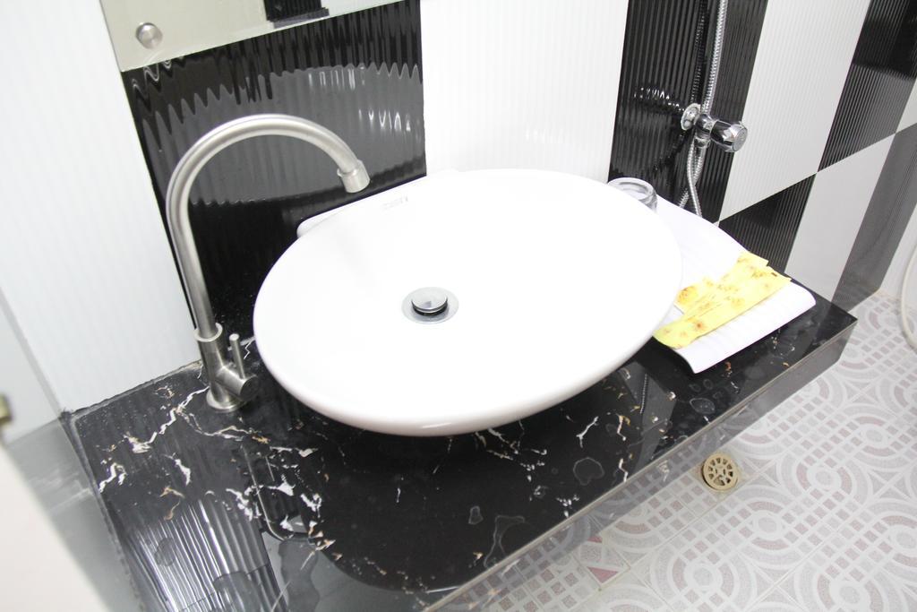 Capitol 3 Guesthouse 金边 外观 照片