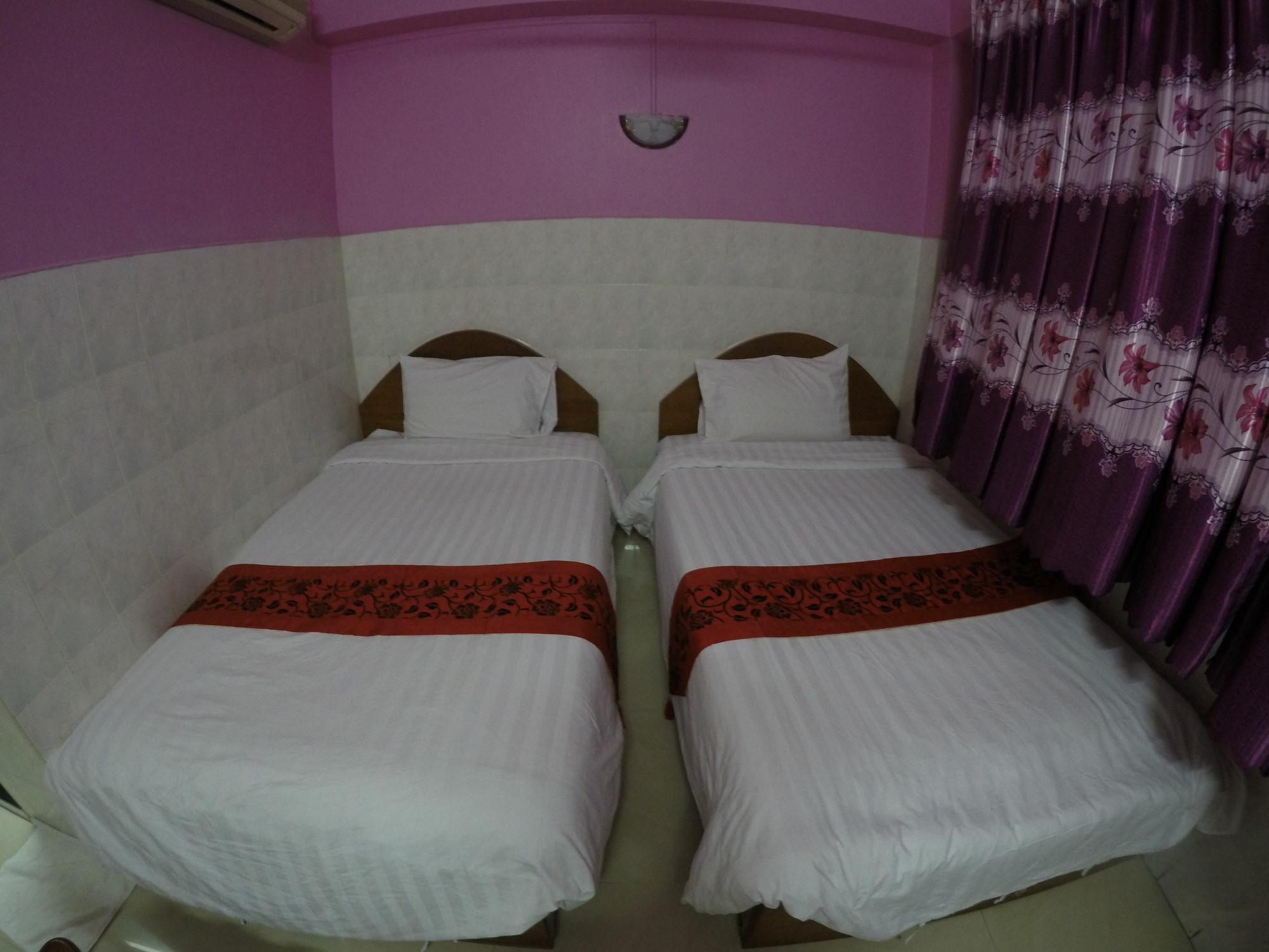 Capitol 3 Guesthouse 金边 外观 照片