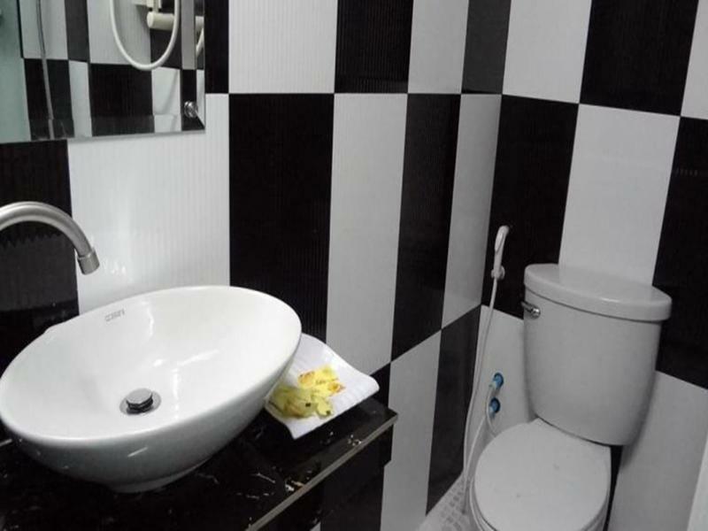 Capitol 3 Guesthouse 金边 外观 照片