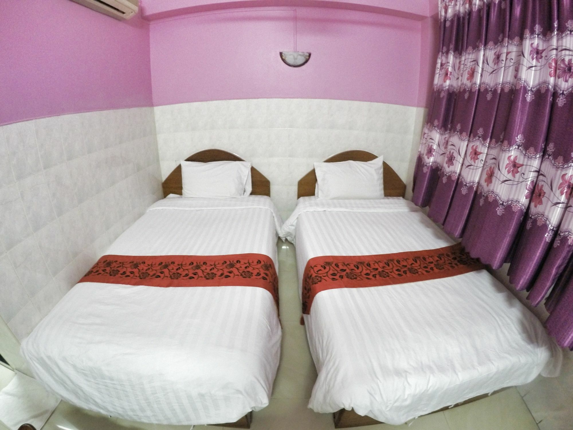 Capitol 3 Guesthouse 金边 外观 照片
