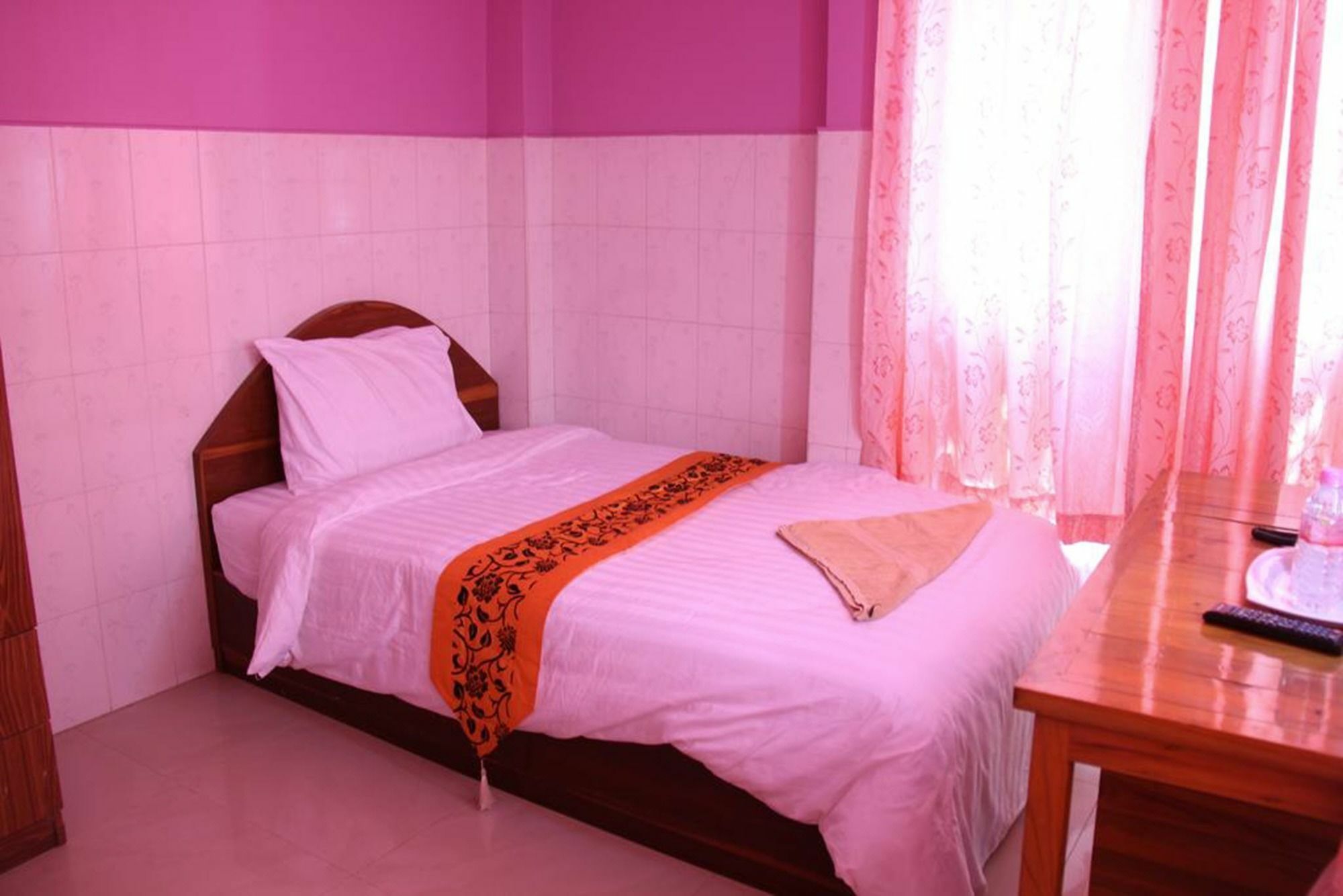 Capitol 3 Guesthouse 金边 外观 照片